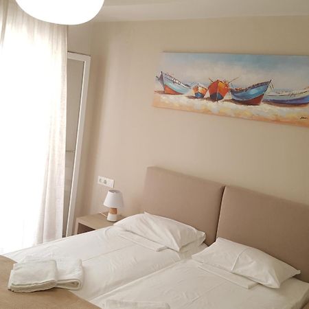 Minimalistic Studio Apartments Iraklion Buitenkant foto